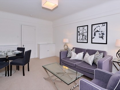2 Bed Flat, Pelham Court, SW3