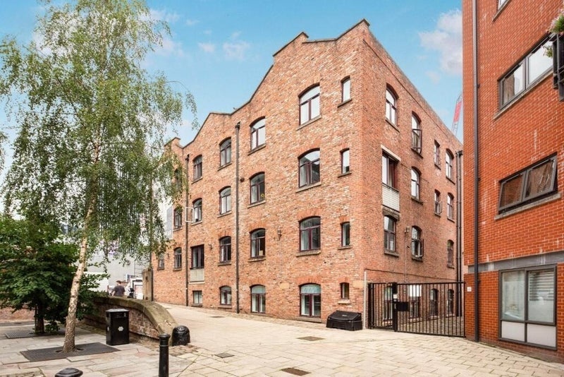 Manchester - 3 Bed Flat, Junction Works, M1 - To Rent Now for £1,600.00 p/m