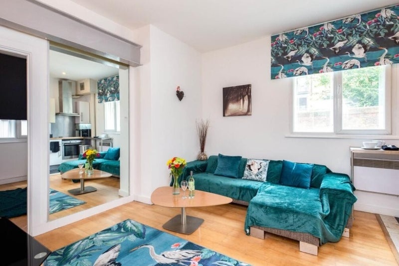Manchester - 3 Bed Flat, Junction Works, M1 - To Rent Now for £1,600.00 p/m