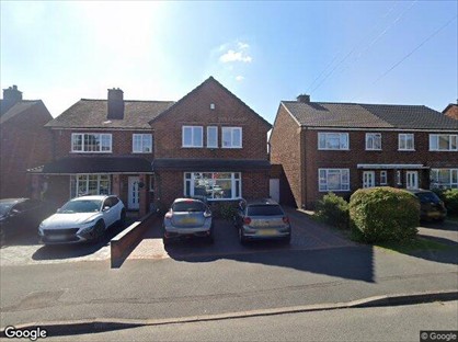 3 Bed Semi-Detached House, Solihull, B91