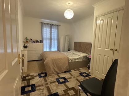 Room in a Shared Flat, Wraysbury Gardens, TW18