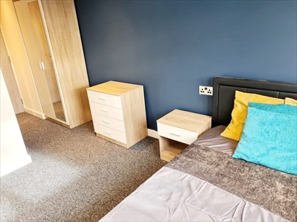Room in a Shared House, Cecil Street, WD24