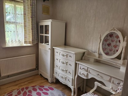 Room in a Shared House, Strawberry Terrace, N10