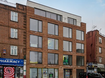 1 Bed Flat, Well Street, E9