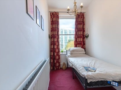 Room in a Shared Flat, The Waldrons, CR0