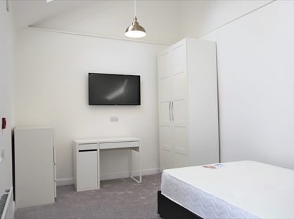 1 Bed Flat, Portland Terrace, NE2