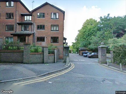 3 Bed Flat, Romanby Court, RH1