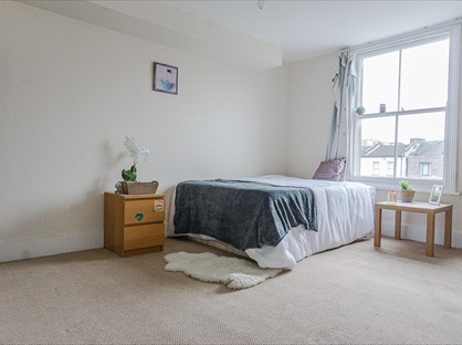Room in a Shared Flat, London, SW9