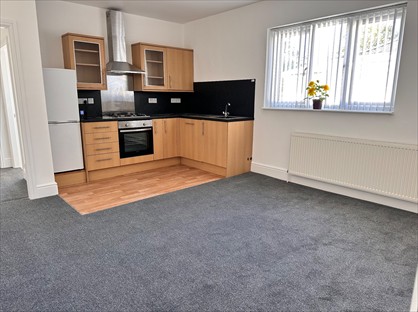 2 Bed Flat, Thrunscoe Road, DN35