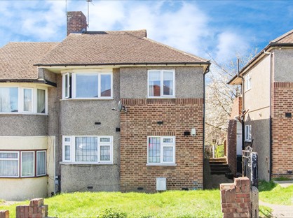 2 Bed Flat, Downbank Avenue, DA7