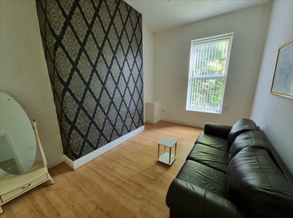 1 Bed Flat, Liverpool, L8