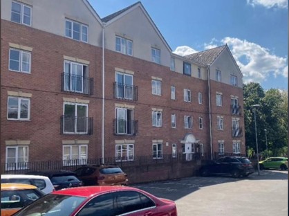 2 Bed Flat, Mayfair Court, WF2