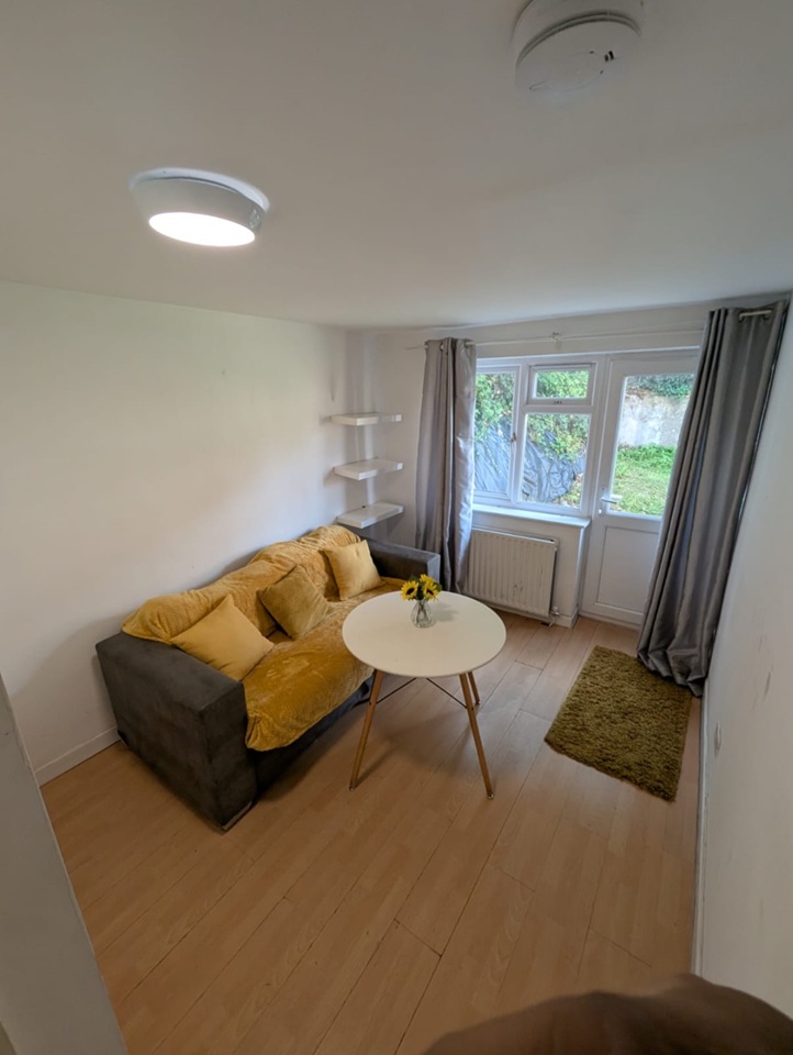 Additional image 5 of Room in a Shared House, Woodside Road, SO17, N1 7GU