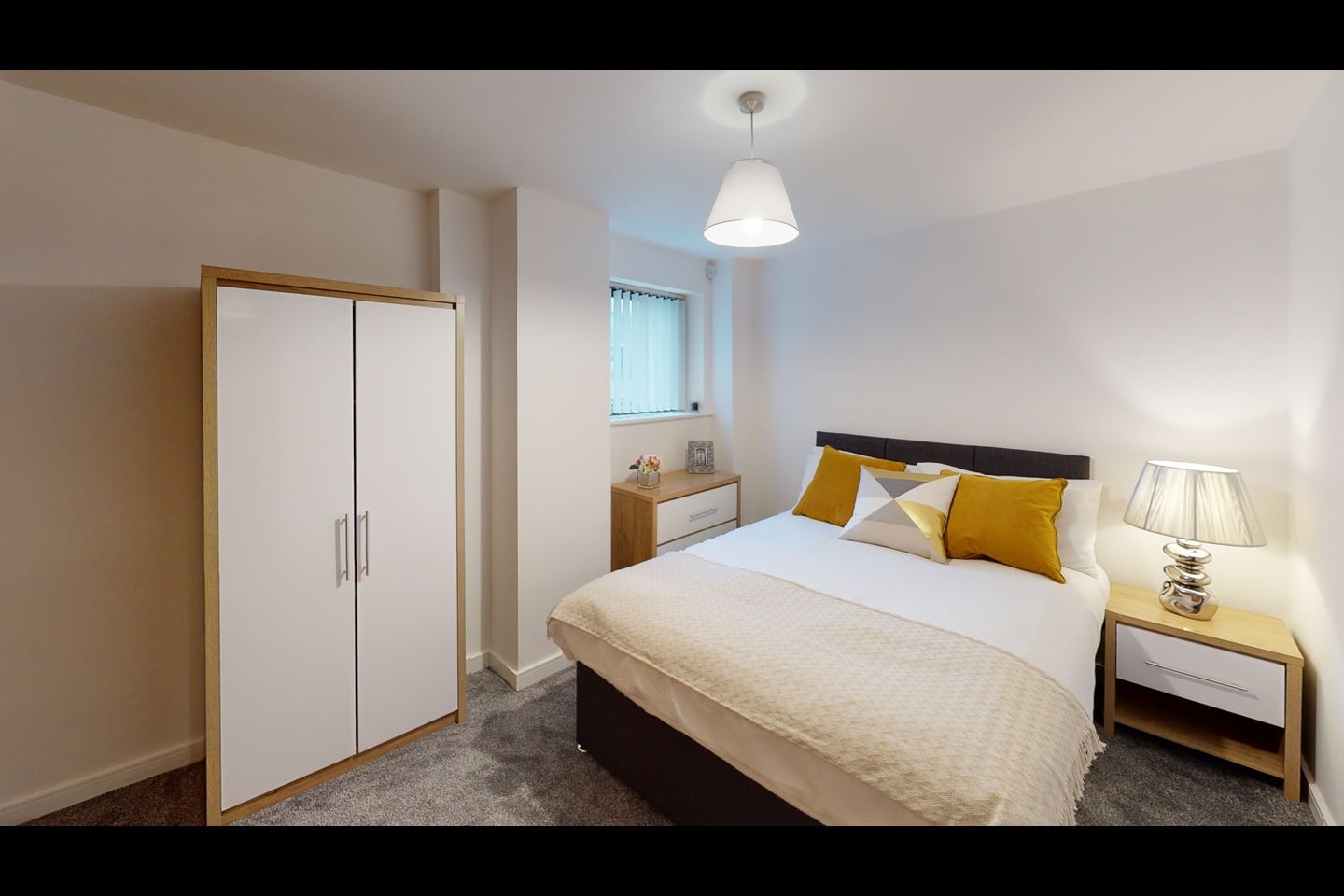 Liverpool - 2 Bed Flat, Madison Square, L1 - To Rent Now for £1,345.00 p/m