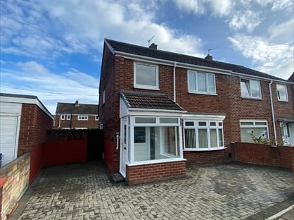 3 Bed Semi-Detached House, Gainsborough Avenue, NE34