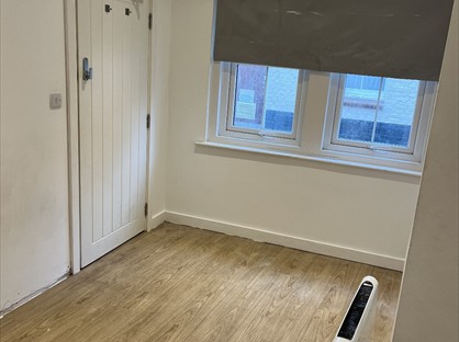 Studio Flat, Weymouth, DT4