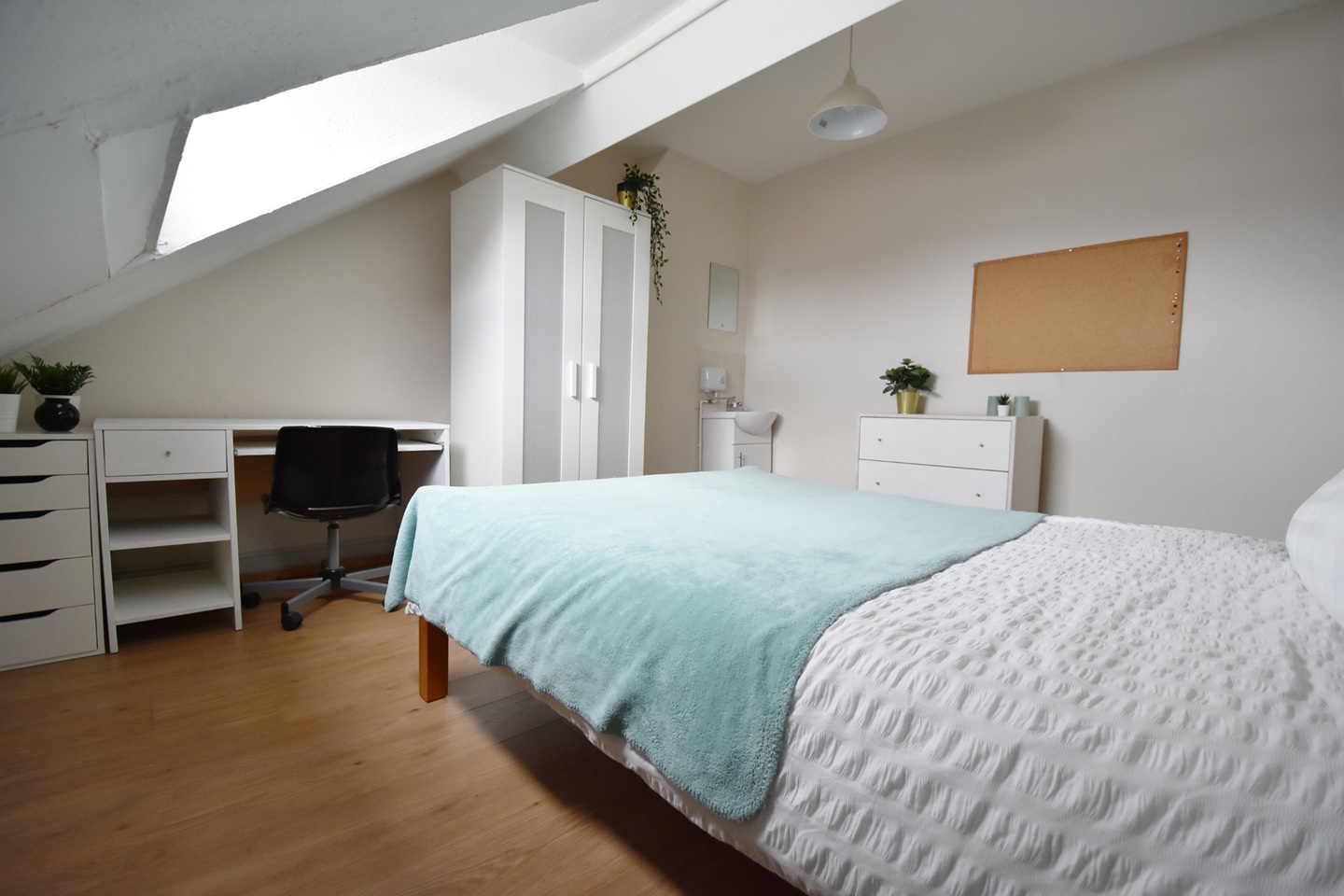 Additional image 10 of Room in a Shared House, Westcotes Drive, LE3, N1 7GU