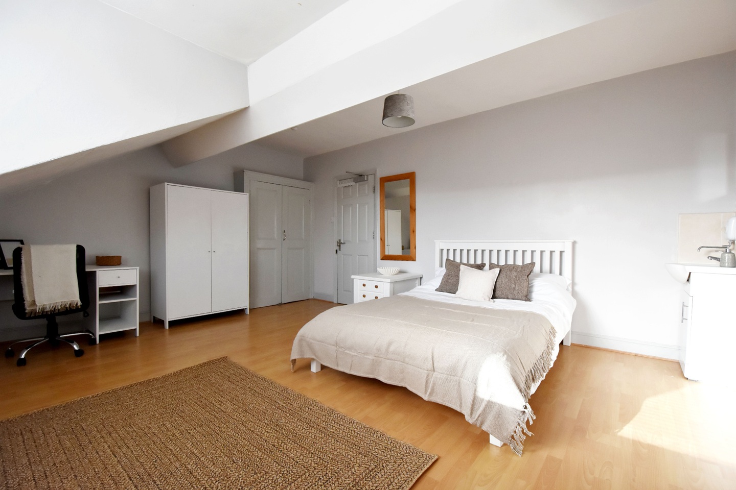 Additional image 5 of Room in a Shared House, Westcotes Drive, LE3, N1 7GU