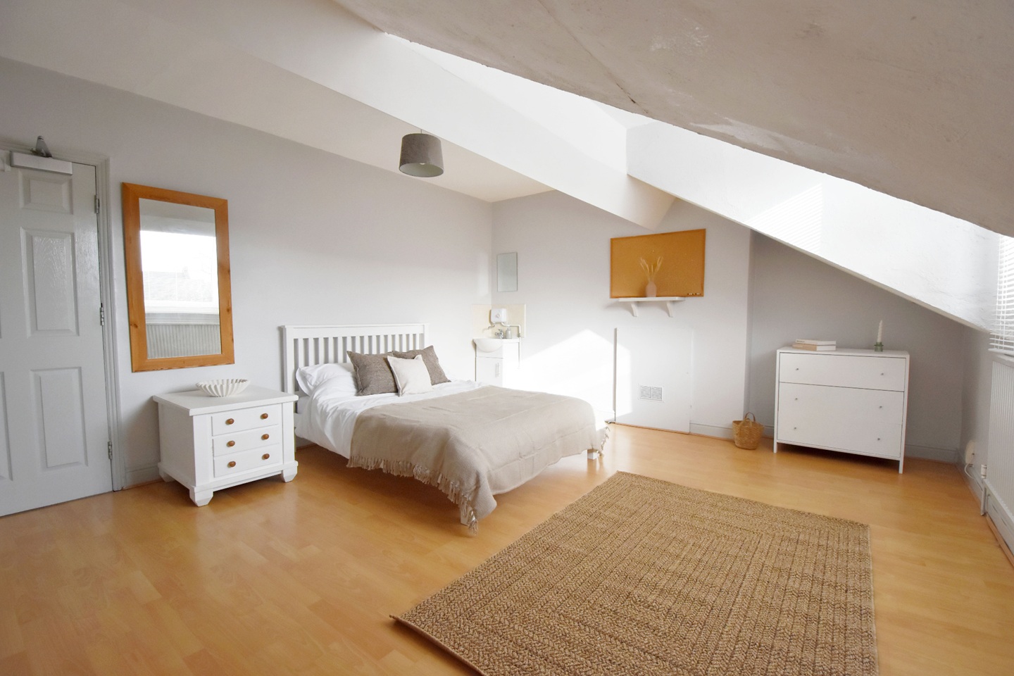 Additional image 3 of Room in a Shared House, Westcotes Drive, LE3, N1 7GU