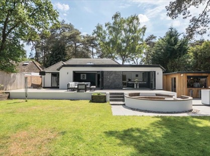5 Bed Bungalow, Boundary Lane, BH24