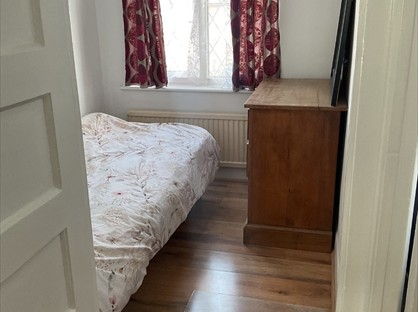 Room in a Shared House, Sutton Court Road, UB10