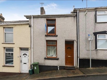 2 Bed Terraced House, Union Street, CF45