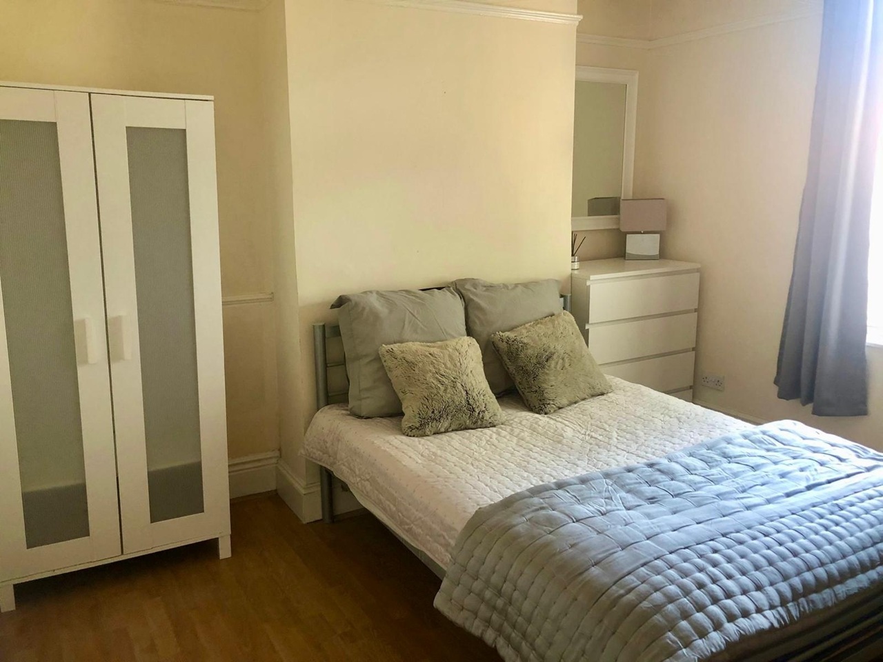 Additional image 5 of 6 Bed Terraced House, Pomona Street, S11, N1 7GU