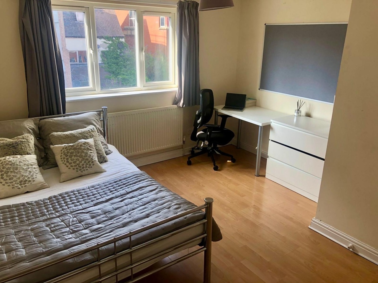 Additional image 7 of 6 Bed Terraced House, Pomona Street, S11, N1 7GU