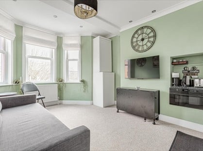 2 Bed Flat, Brighton Terrace, SW9