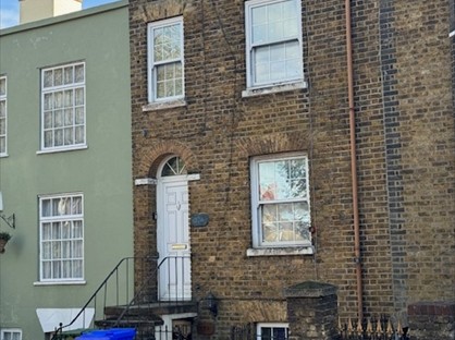 3 Bed Maisonette, The Mall, ME13