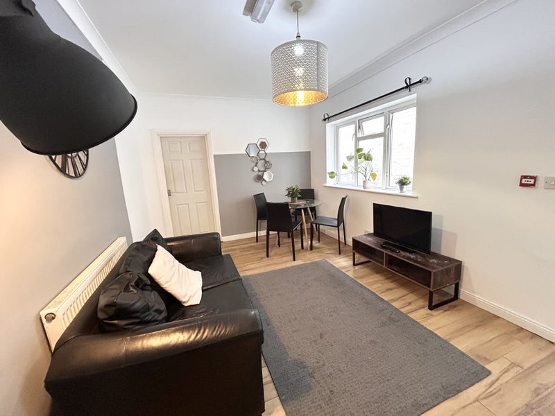 Additional image 7 of Room in a Shared House, The Polygon, SO15, N1 7GU