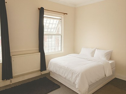 Room in a Shared House, Massive Double Room In Streatham, SW16