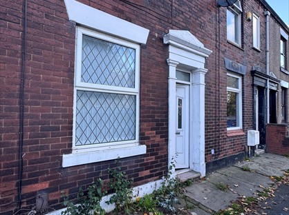 2 Bed Terraced House, Rochdale Road, OL2