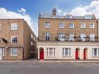 5 Bed End Terrace, High Street, SL4