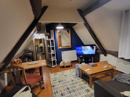 Room in a Shared Flat, West End, OX28