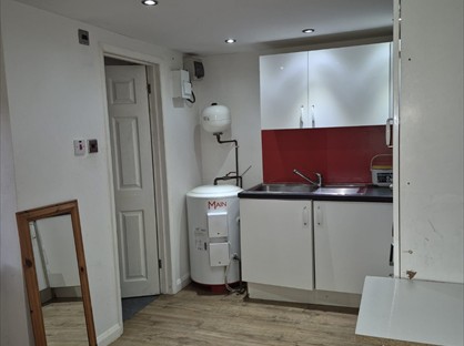 Studio Flat, White Lion Road, HP7