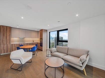 2 Bed Flat, Hewson Way, SE17