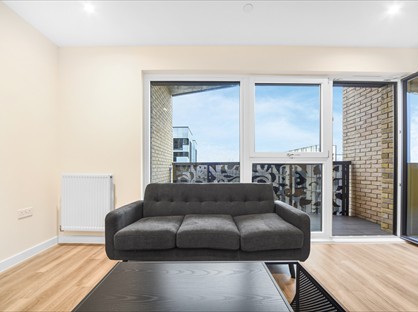 1 Bed Flat, Green Ferry Way, E17