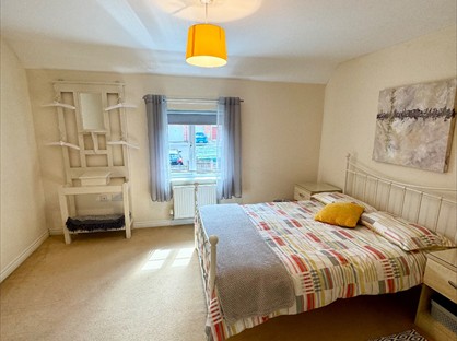 4 Bed Semi-Detached House, Pontprennau, CF23