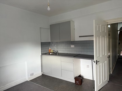 Studio Flat, Nithsdale Road, BS23