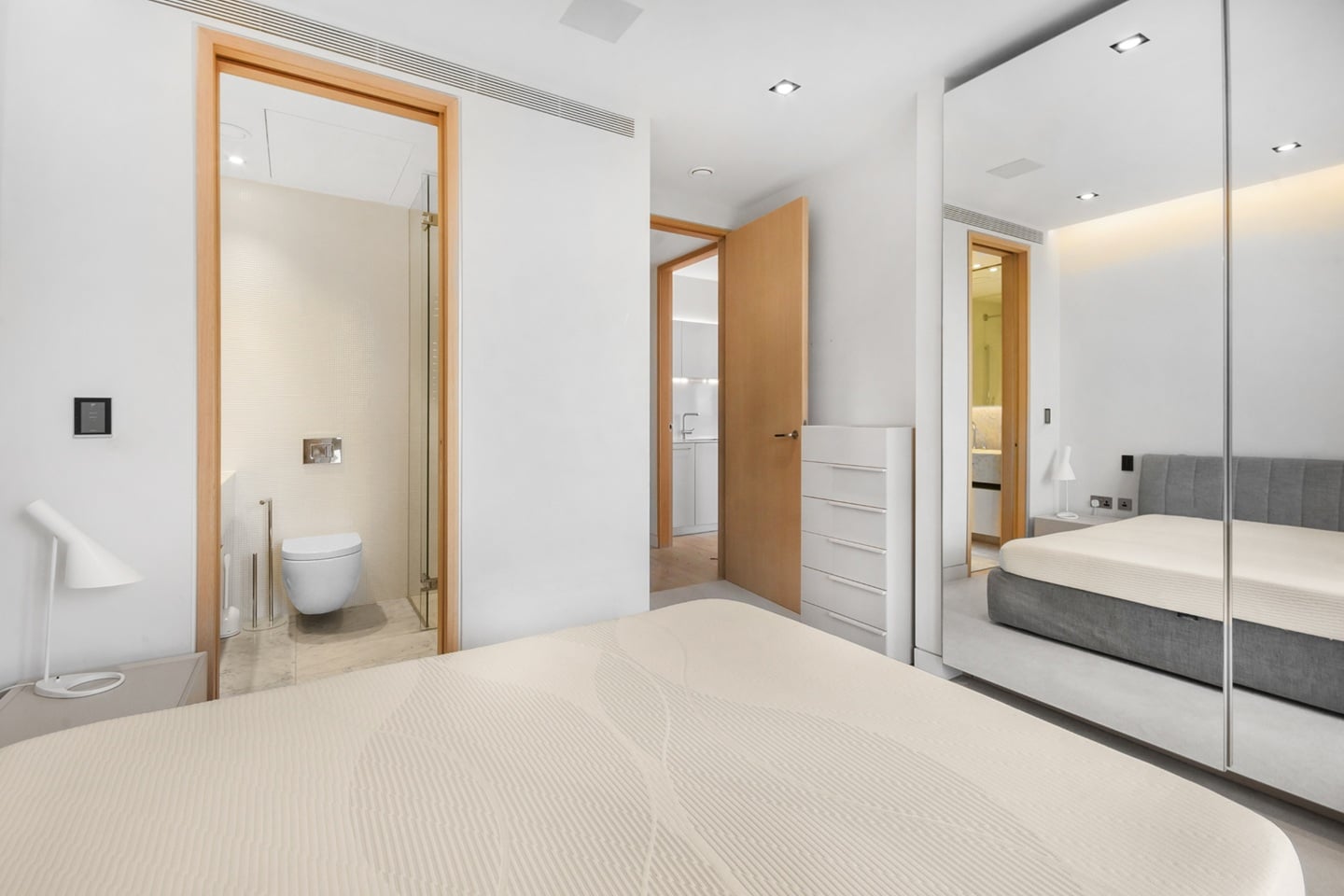 London - 2 Bed Flat, Duchess Walk, SE1 - To Rent Now for £4,008.33 p/m