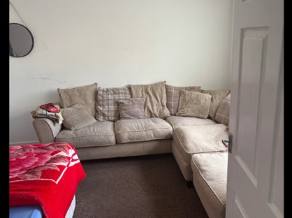 Room in a Shared House, Fearnville Place, LS8