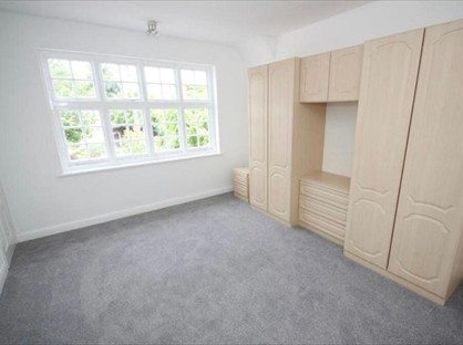 3 Bed Detached House, Petts Wood Road, BR5