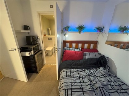 Room in a Shared Flat, Romford, RM1