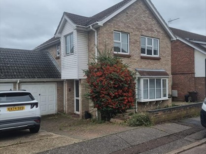 4 Bed Detached House, Goldfinch Close, CO4