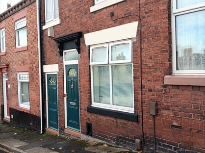 2 Bed Terraced House, Emberton Street, ST5