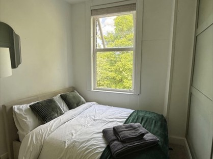 Room in a Shared House, Leeds, LS13