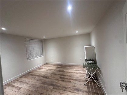 Room in a Shared Flat, Station Approach, BR2