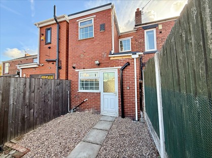 3 Bed Terraced House, West Avenue, S71