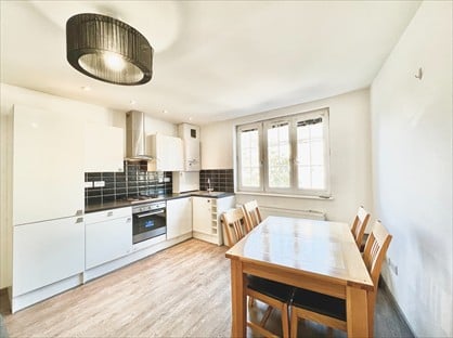 2 Bed Flat, Brixton Hill, SW2